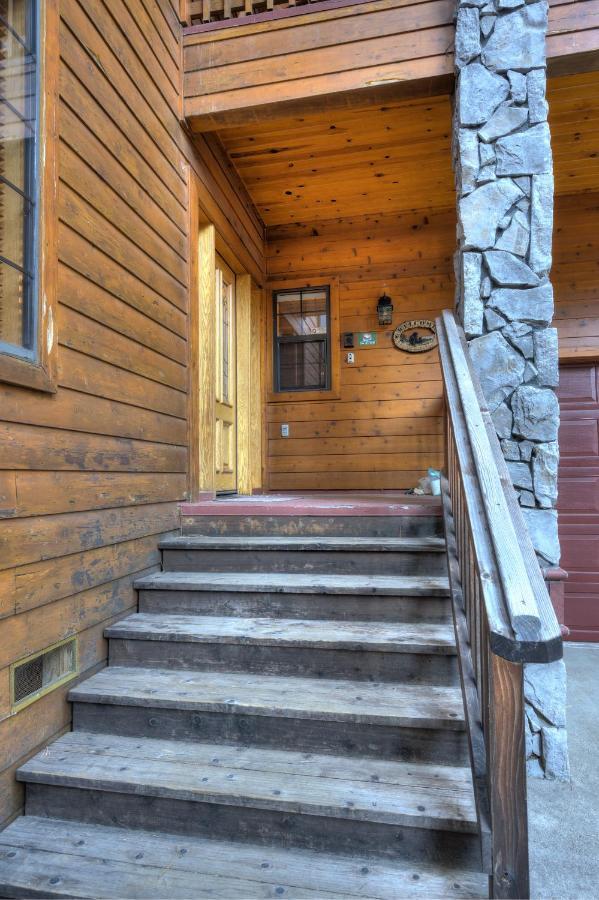 Rock Front Lodge フィッシュ・キャンプ エクステリア 写真