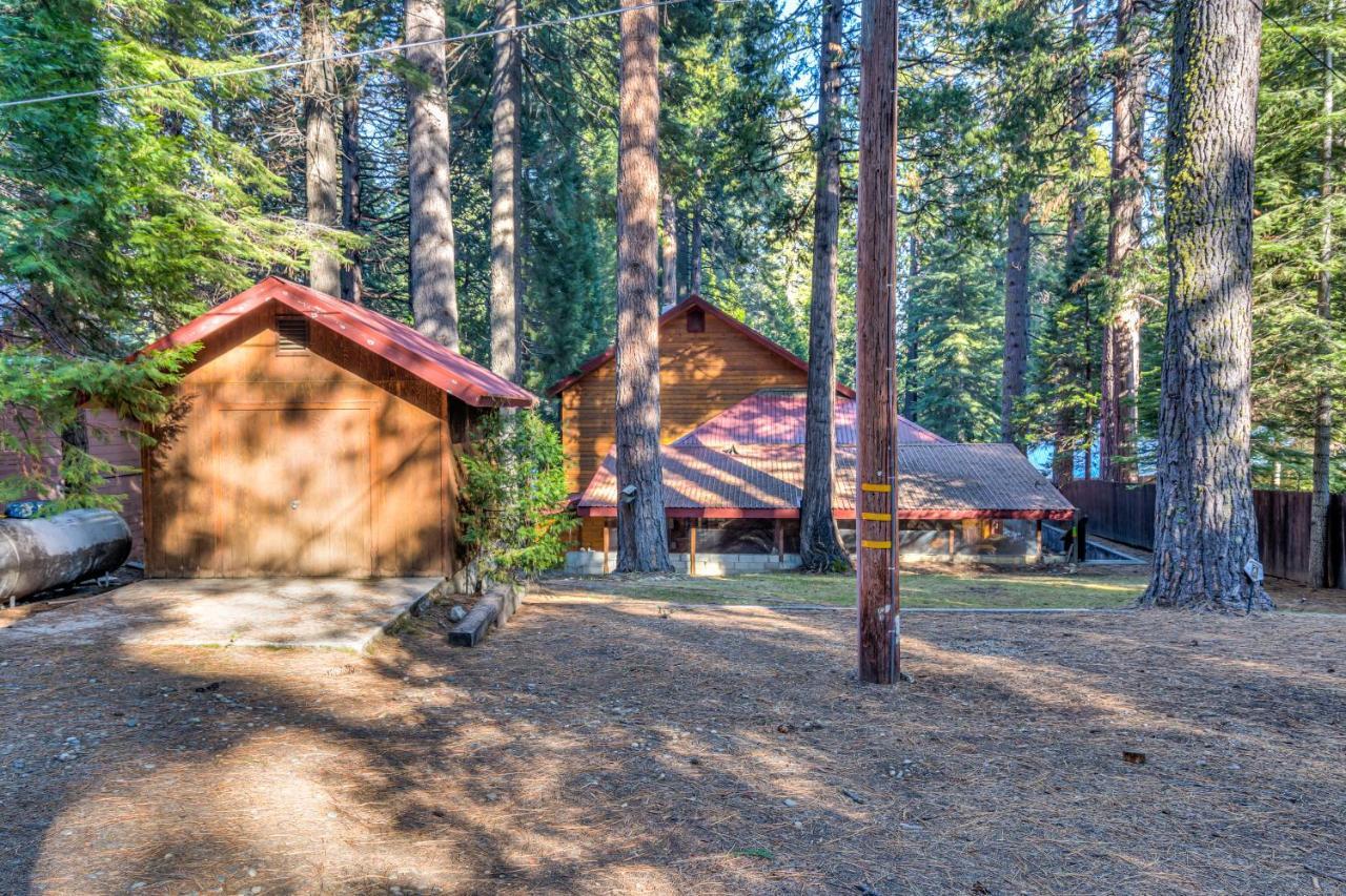 Rock Front Lodge フィッシュ・キャンプ エクステリア 写真