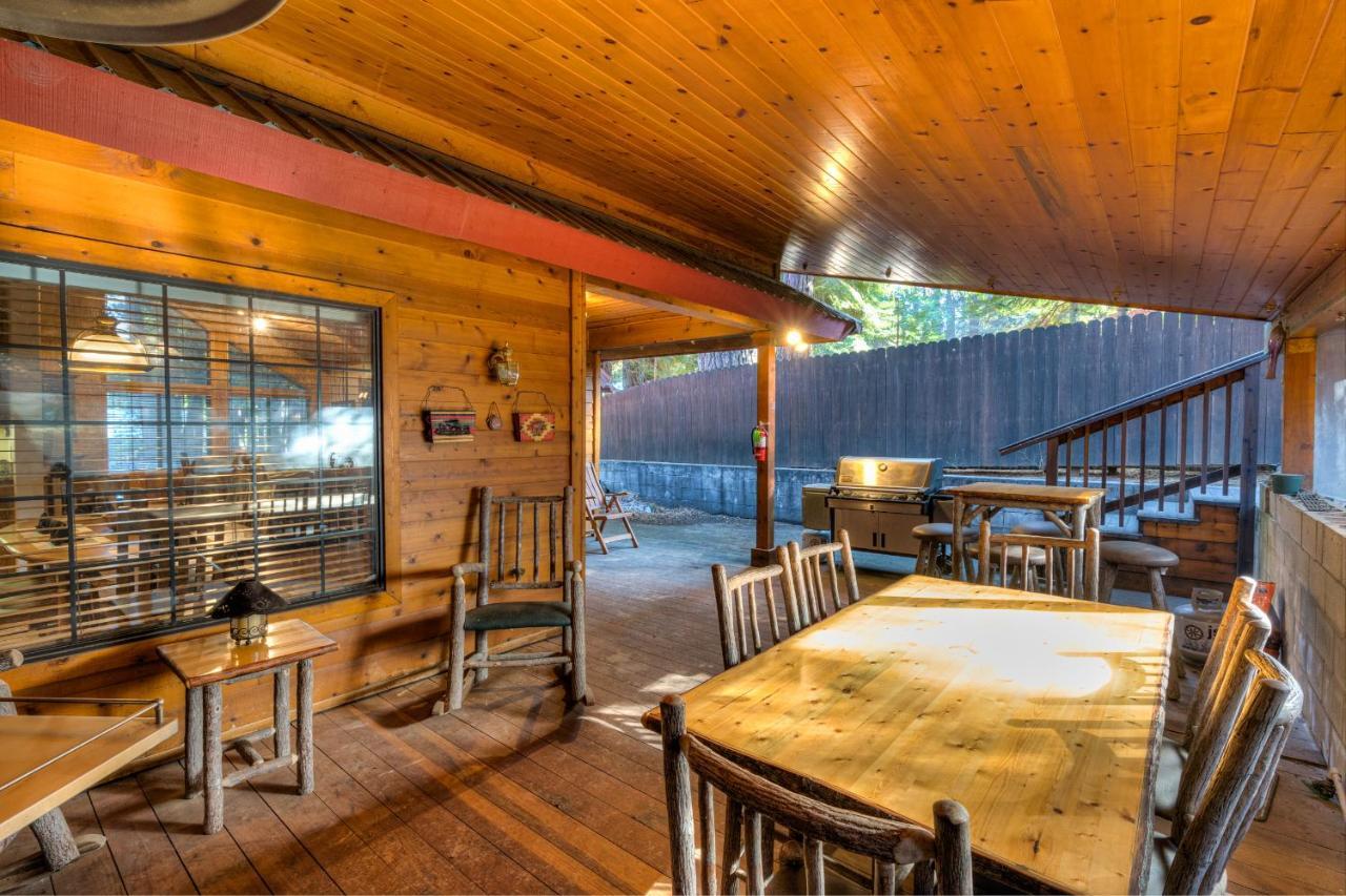 Rock Front Lodge フィッシュ・キャンプ エクステリア 写真