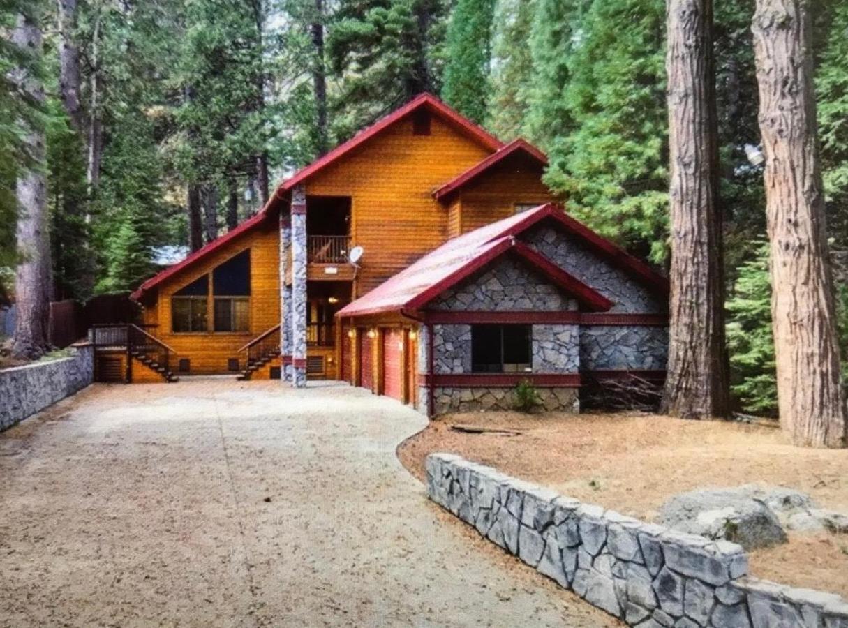 Rock Front Lodge フィッシュ・キャンプ エクステリア 写真