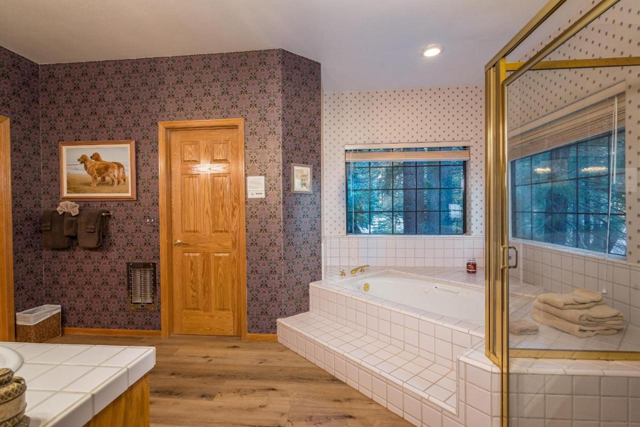 Rock Front Lodge フィッシュ・キャンプ エクステリア 写真